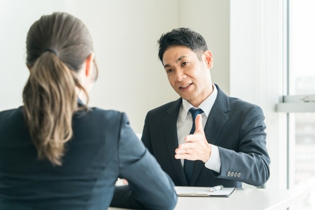 随意契約と競争入札の違い